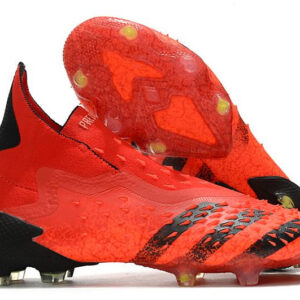 Chuteira adidas Predator Freak+ Campo